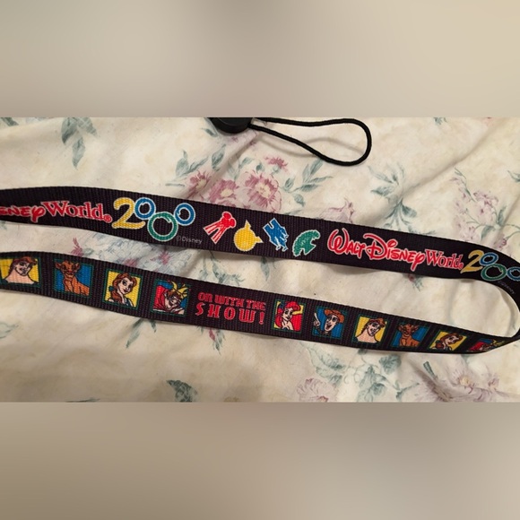 Walt Disney world MGM 2000 lanyard - Picture 5 of 6